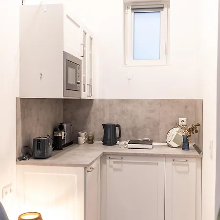 Gat Community 3* Budapest